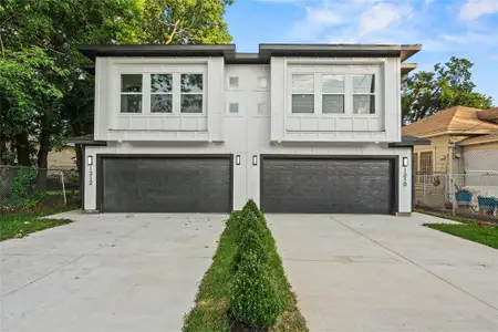 New construction Single-Family house 1310 Coleman Ave, Dallas, TX 75215 null- photo 0