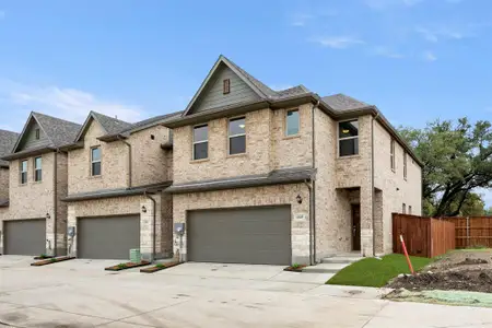 New construction Townhouse house 6949 Mustang Isle Dr, Dallas, TX 75228 - image