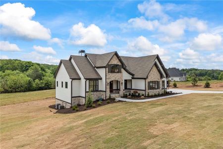 New construction Single-Family house 810 N Hampton, Monroe, GA 30656 - image