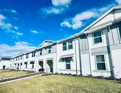 New construction Townhouse house 1256 Blue Paradise Dr, Clermont, FL 34714 - image