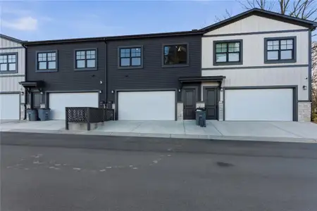 New construction Townhouse house 947 Willingham Dr, Unit 2, Hapeville, GA 30354 - image