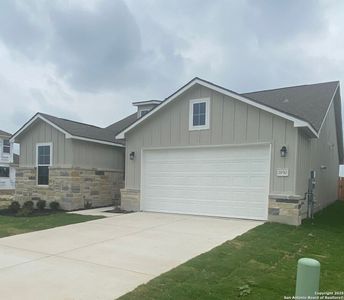 New construction Single-Family house 2050 Newforest Peak, New Braunfels, TX 78130 null- photo 0