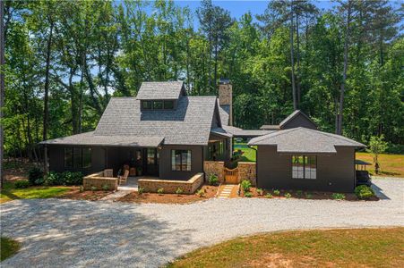 New construction Single-Family house 20 Prom Field Road, Chattahoochee Hills, GA 30268 - photo 0