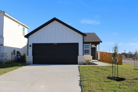 New construction Single-Family house 200 Escape Wy, Jarrell, TX 76537 plan Fresno - image