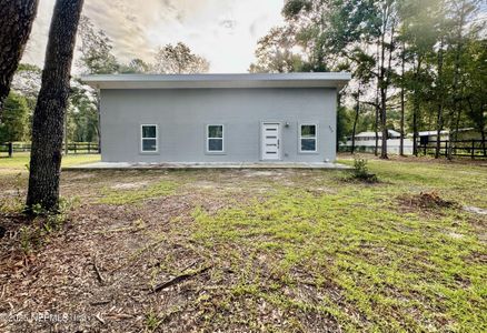 New construction Single-Family house 302 Azalea Ave, Interlachen, FL 32148 null- photo 0