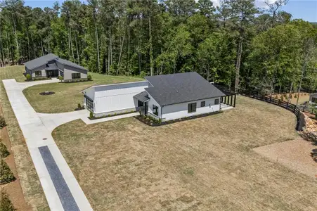 New construction Single-Family house 197 Laura Lake Rd, Marietta, GA 30066 - image