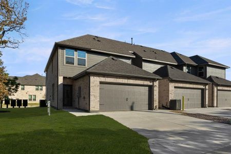 New construction Townhouse house 1963 Gentle Oak Trl, Corinth, TX 76210 plan Conroe - image