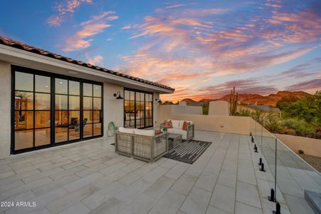 New construction Single-Family house 9015 E Los Gatos Drive, Scottsdale, AZ 85255 - photo 23 23