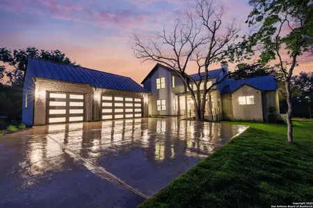 New construction Single-Family house 232 Riverfront, New Braunfels, TX 78132 - image