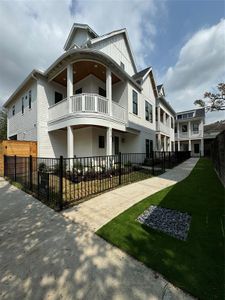 New construction Single-Family house 513 E 4Th Street, Houston, TX 77007 - photo 0