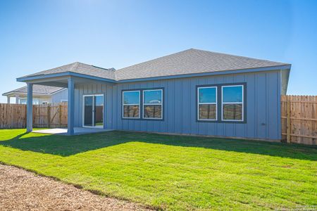 New construction Single-Family house 1513 Passmore Downs, New Braunfels, TX 78130 - photo 29 29