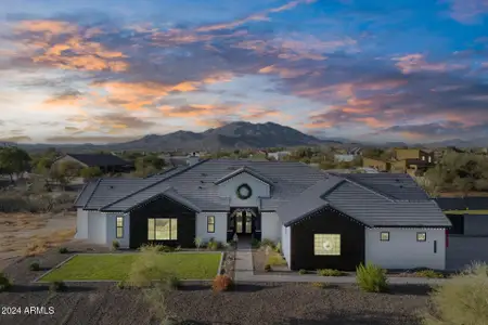 New construction Single-Family house 39720 N 7Th Street, Phoenix, AZ 85086 - photo 0