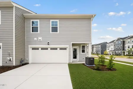 New construction Townhouse house 1501 Fruit Tree Ln, Wake Forest, NC 27587 - image