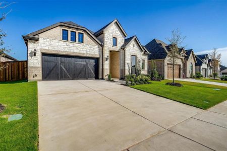 View of front of home featuring a front lawn