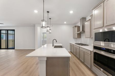 New construction Single-Family house 759 London Ave, New Braunfels, TX 78130 plan Colorado - image 10