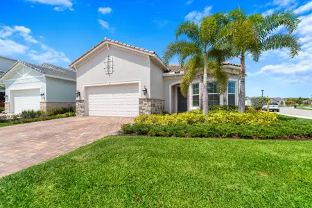 New construction Single-Family house 12305 Frontline Ln, Palm Beach Gardens, FL 33412 - image