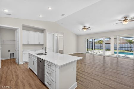 New construction Single-Family house 618 Sw 30Th Ter, Cape Coral, FL 33914 plan The Paradise Cove III - image 6