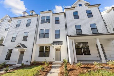 New construction Townhouse house 655 District Ct, Unit 18, Fort Mill, SC 29708 Landon- photo 1 1