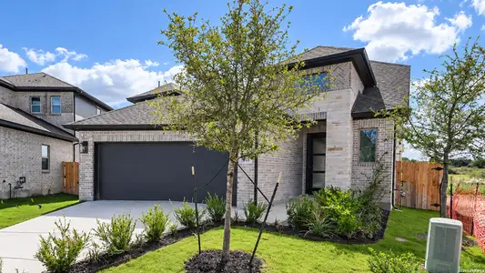 New construction Single-Family house 913 Woodland Lks, New Braunfels, TX 78130 plan 2330W - image