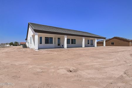 New construction Single-Family house 1928 W Big Sky Ln, Queen Creek, AZ 85144 null- photo 7 7