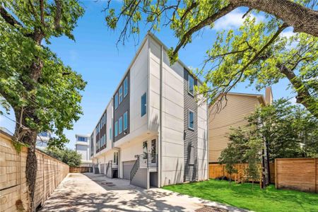 New construction Single-Family house 1111 W 21st St, Houston, TX 77008 - image