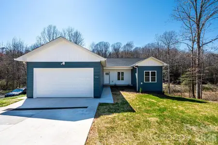 New construction Single-Family house 1314 39Th Street Cir Sw, Hickory, NC 28602 - image