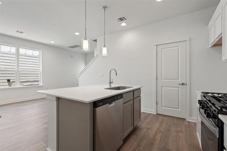 New construction Condo/Apt house 513B Burlington Dr, Buda, TX 78610 - photo 15 15