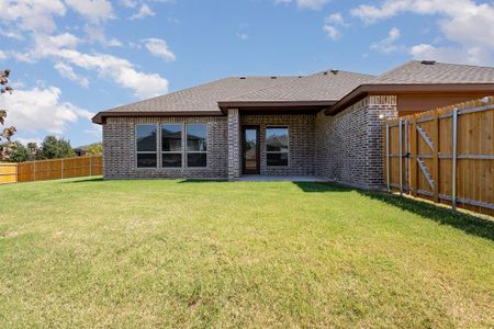 New construction Single-Family house 1035 Beaverbrook Ln, DeSoto, TX 75115 null- photo 5 5