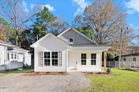 New construction Single-Family house 104 N Slocumb St, Goldsboro, NC 27530 plan LAWRENCE - image