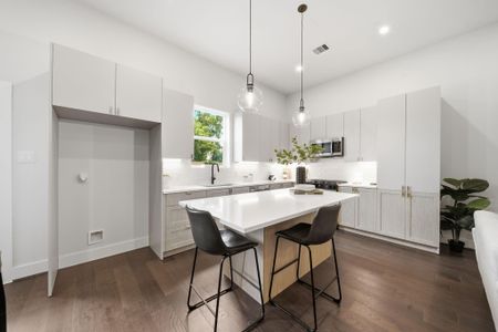 New construction Single-Family house 5522 Wheatley St, Unit E, Houston, TX 77091 - image 11