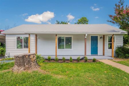 New construction Single-Family house 1515 N Elm Street, Weatherford, TX 76086 - photo 0