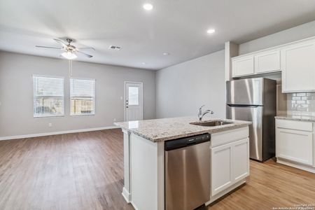 New construction Multi-Family house 3915 Abbott Pass, San Antonio, TX 78152 plan Plan 1345 - image 9