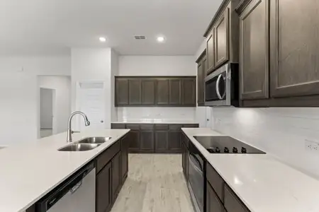 New construction Single-Family house 2609 River Bank Dr, Burleson, TX 76028 plan Alderbury II - image 5