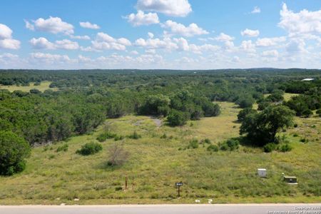 New construction Single-Family house 67 Cordillera Spgs, Boerne, TX 78006 null- photo 2 2