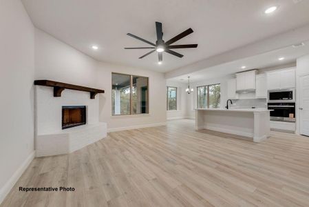 New construction Single-Family house 400 Mcalpine, Springtown, TX 76082 - image 18