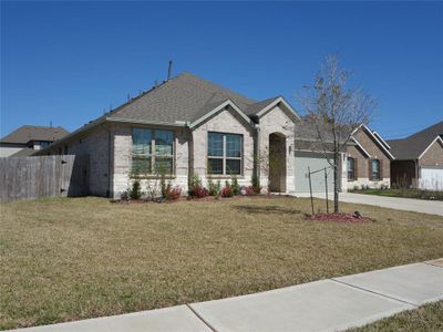 New construction Single-Family house 6206 Maple Ct, League City, TX 77573 LANCASTER PLAN 2385 - 40'- photo 2 2