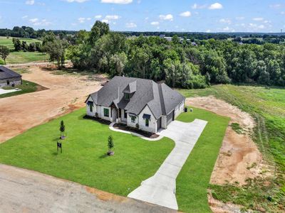 New construction Single-Family house 313 Wrangler Ct, Weatherford, TX 76088 - image
