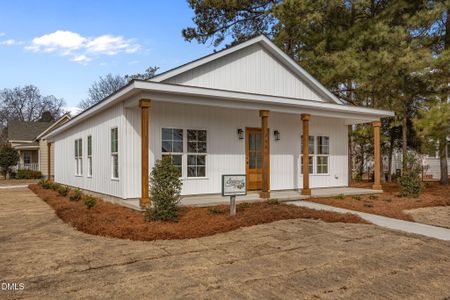 New construction Single-Family house 206 S Wall St, Benson, NC 27504 - image