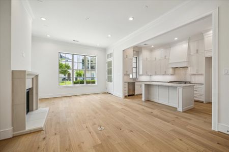 New construction Single-Family house 211 Sutton Row Pl, Houston, TX 77024 plan The Sutton - image 12