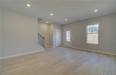 New construction Townhouse house 20 Daybreak Ln, Newnan, GA 30265 Landon- photo 5 5