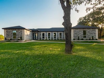 New construction Single-Family house 133 Crestview Dr, Corsicana, TX 75109 - image