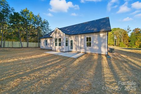 New construction Single-Family house 7657 Tuckaseegee Rd, Kannapolis, NC 28081 - image