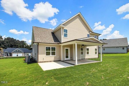 New construction Single-Family house 51 Blackberry Lane, Benson, NC 27504 - photo 4 4