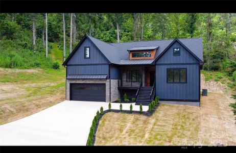 New construction Single-Family house 63 Winding Ridge Rd, Fairview, NC 28711 - image