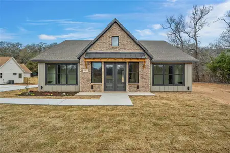 New construction Single-Family house 127 Canyon Ridge Dr, Waco, TX 76705 - image