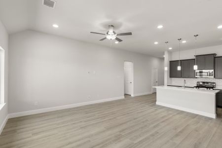 New construction Single-Family house 2146 Bloomsbury Ln, Forney, TX 75126 plan Liberty - image 18
