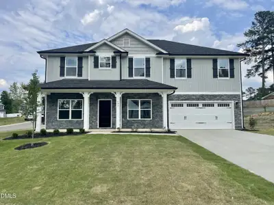 New construction Single-Family house 703 Dunlawton Ct, Sanford, NC 27330 plan 2913 - image