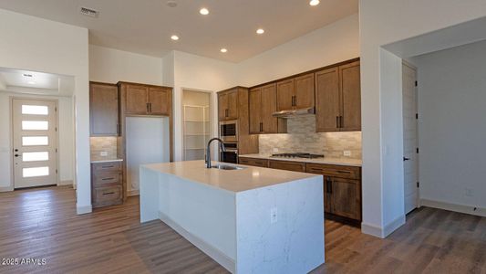 New construction Single-Family house 16584 W Mulberry Dr, Goodyear, AZ 85395 Mandara- photo 7 7