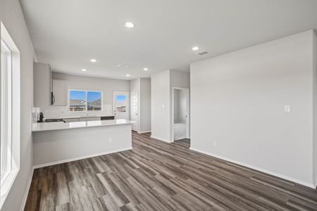 New construction Single-Family house 5600 San Pietro Dr, Austin, TX 78747 plan Cloverleaf 1533 - image 15