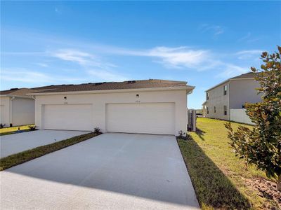 New construction Townhouse house 2212 Red Sun St, Apopka, FL 32703 - image